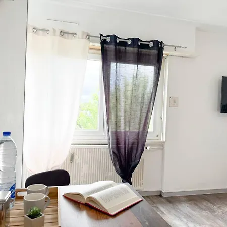 Apartamento Le London, Proche Aeroport